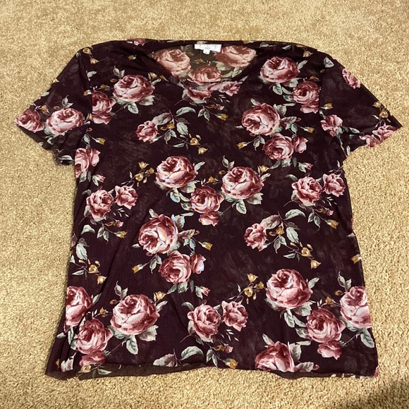 Tilly’s Ivy & Main Floral Rose Maroon Mesh Top - Picture 1 of 2